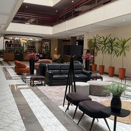 Susin Hotel Mafra Buitenkant foto