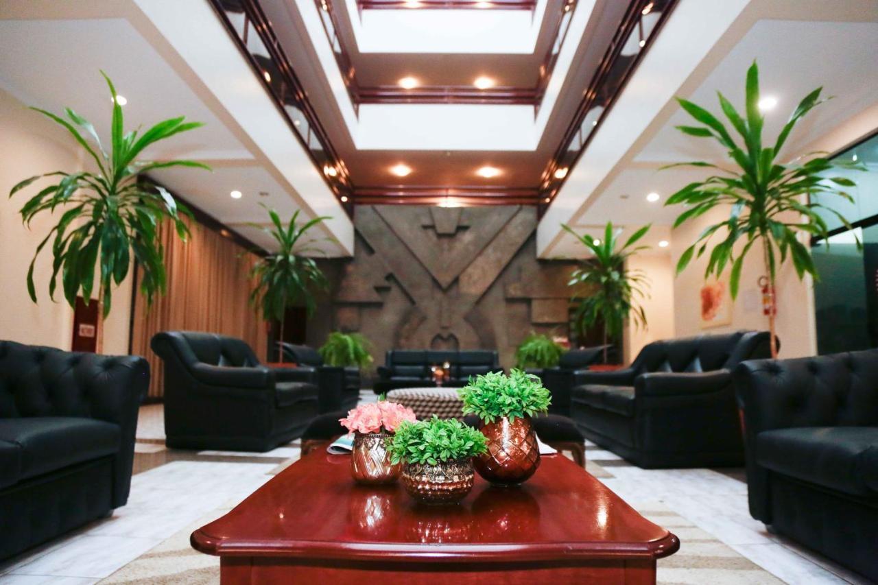 Susin Hotel Mafra Buitenkant foto
