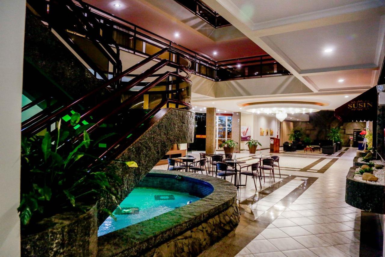 Susin Hotel Mafra Buitenkant foto