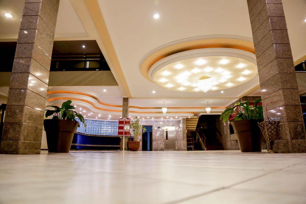 Susin Hotel Mafra Buitenkant foto